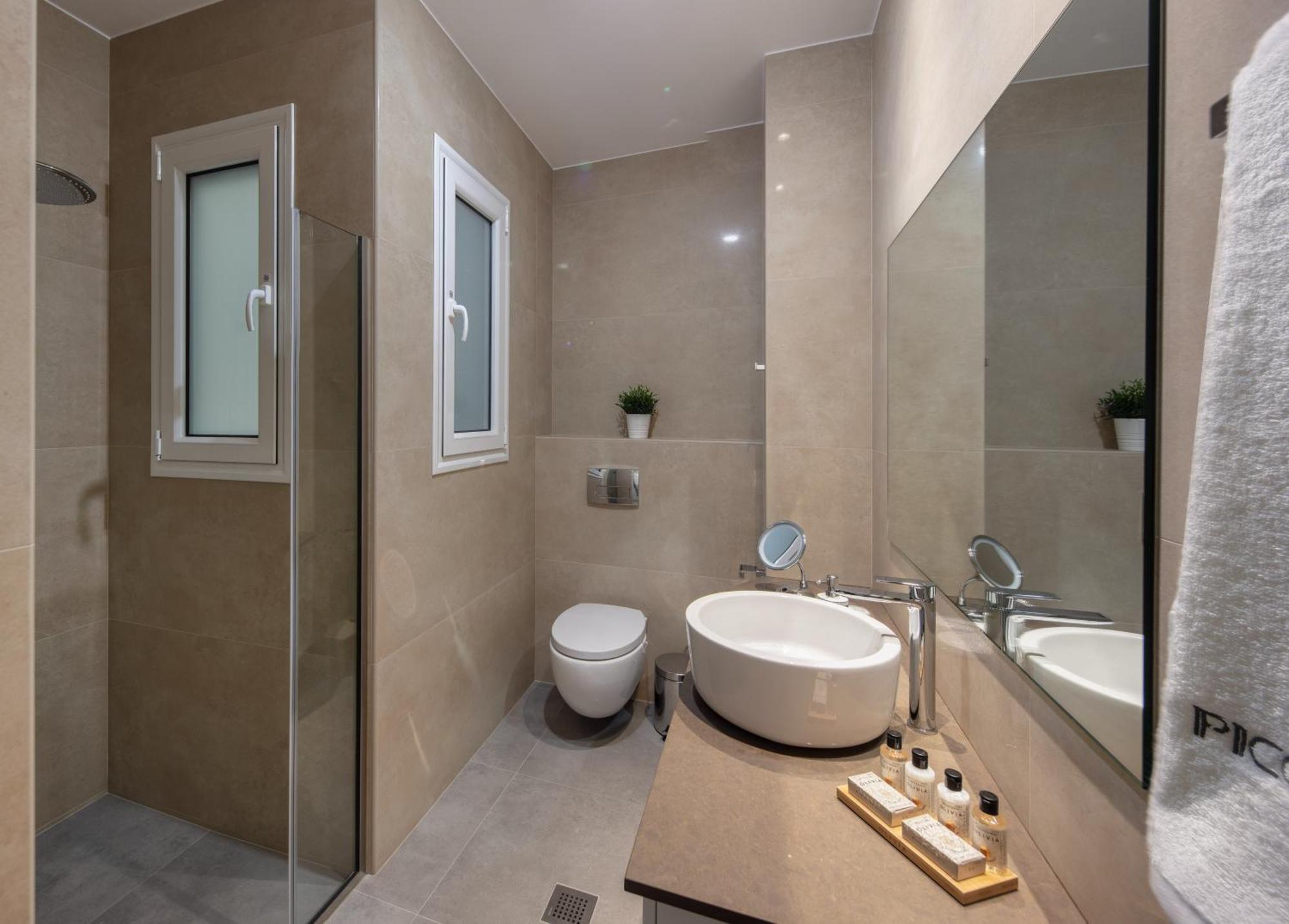 Aparthotel Piccadilly House Arta Zewnętrze zdjęcie